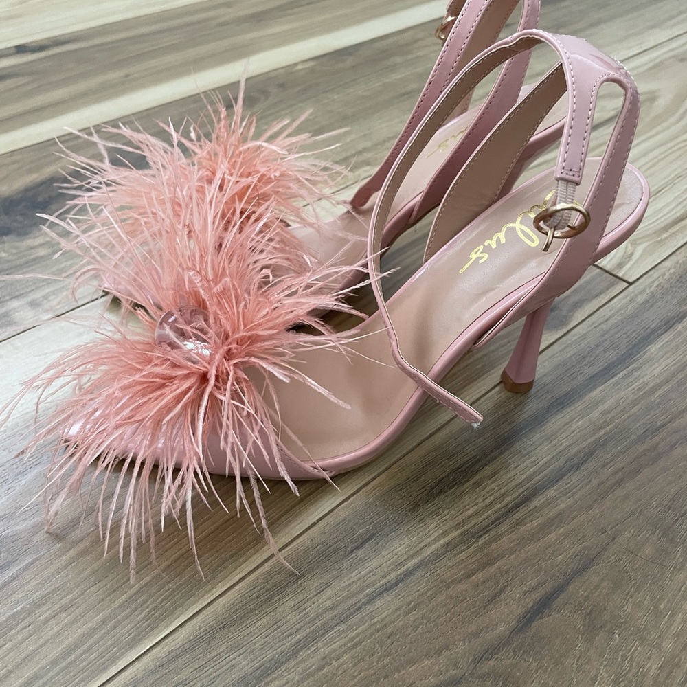 Pink heels